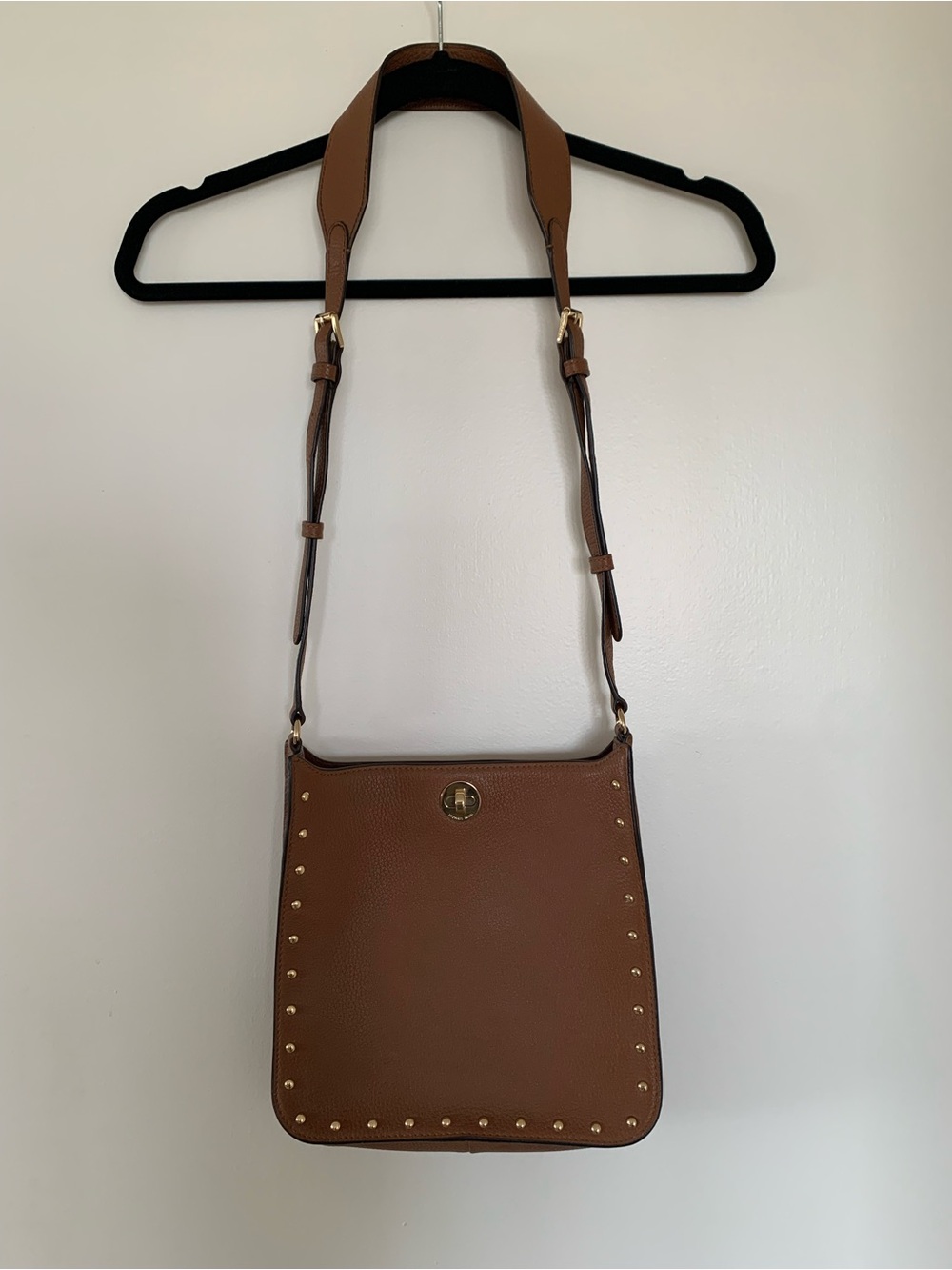 Michael Kors Tan Brown Leather Studded Shoulder Bag Purse with Gold Hardware - Picture 2 of 14